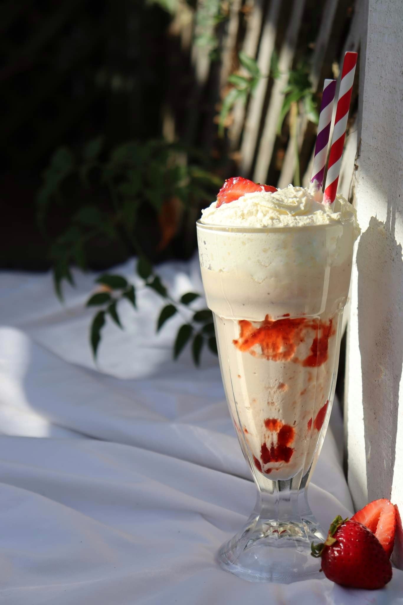 Creamy Strawberry Hardshake | Remarkable Cream
