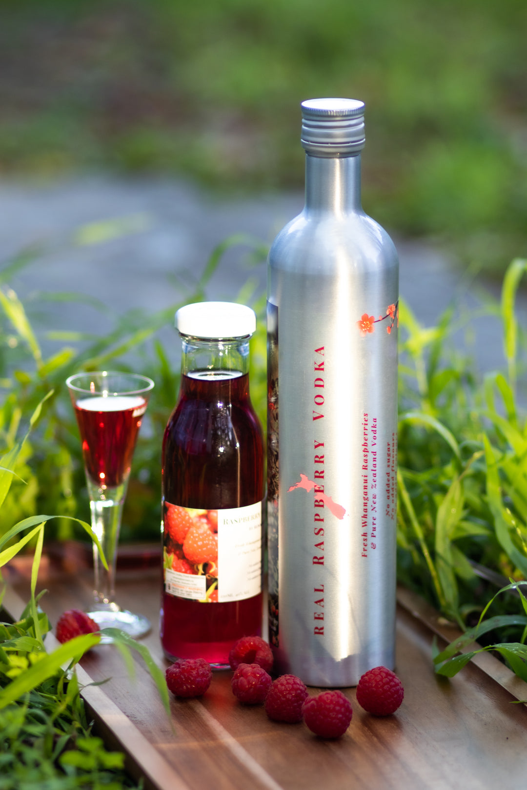 Real Raspberry Vodka By Remarkable Cream 40%ABV